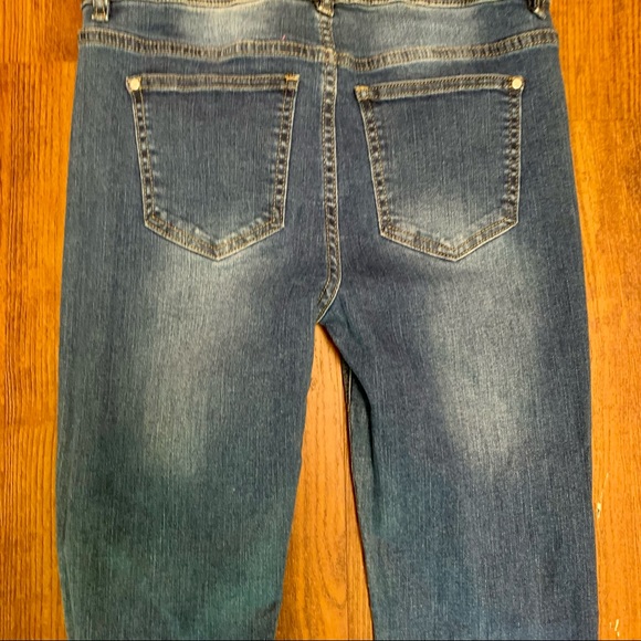 Tinseltown Jeans Tinseltown Ripped Super Skinny Jeans Poshmark
